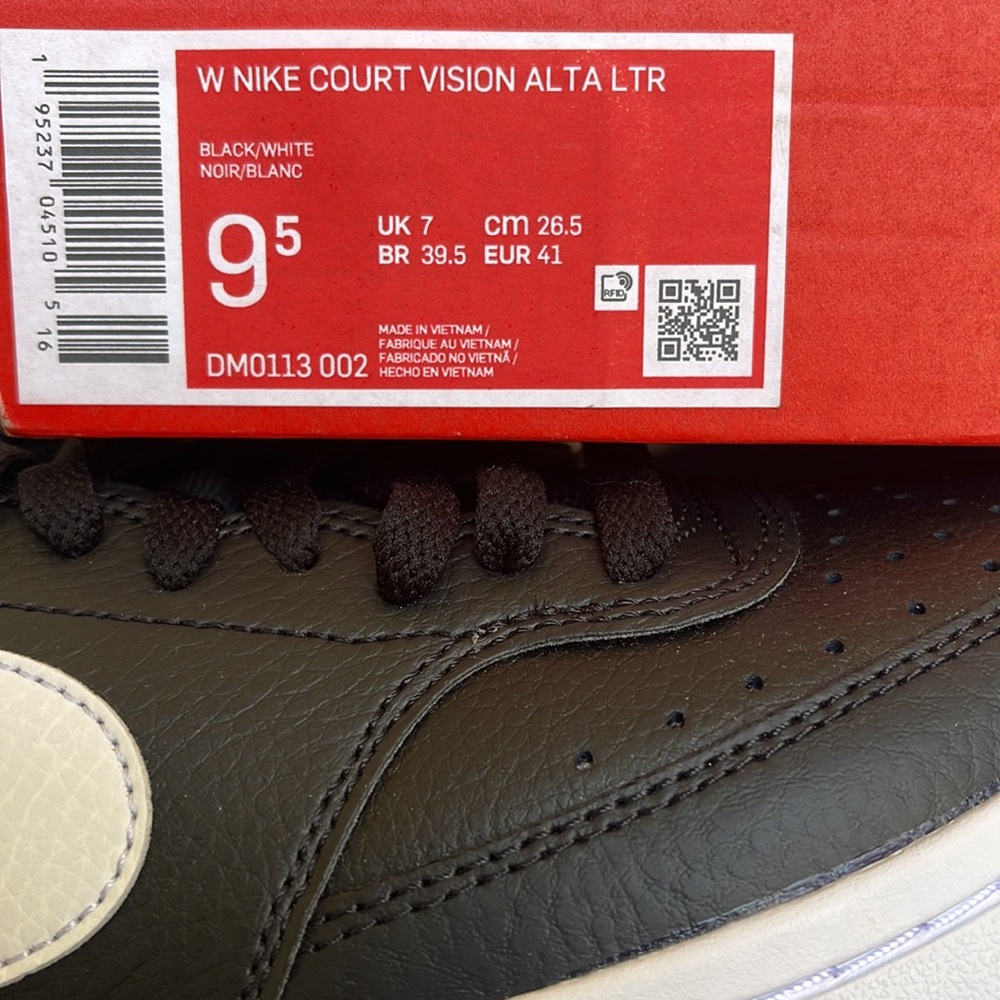 Nike WMNS Court Vision Alta
Black/White
Women's Athletic Shoes
Style DM0113-002 - Picture 16 of 16